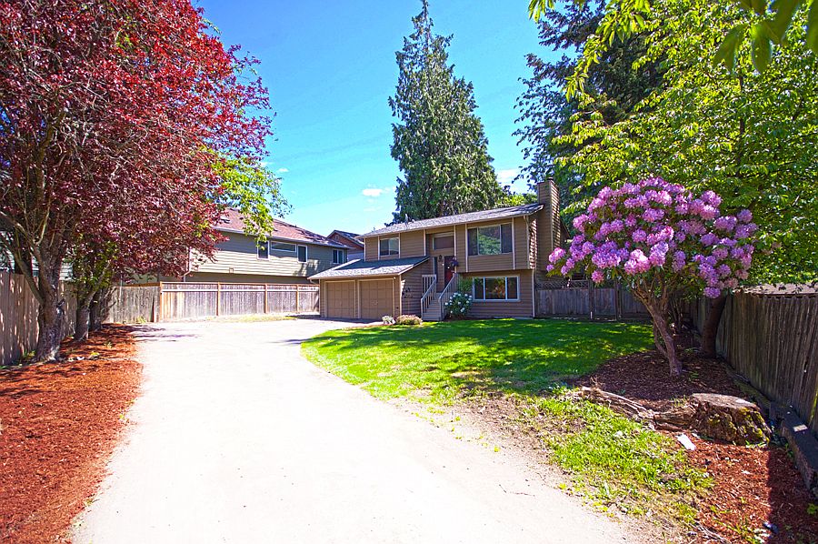 1st image of 4407 138th Pl SW