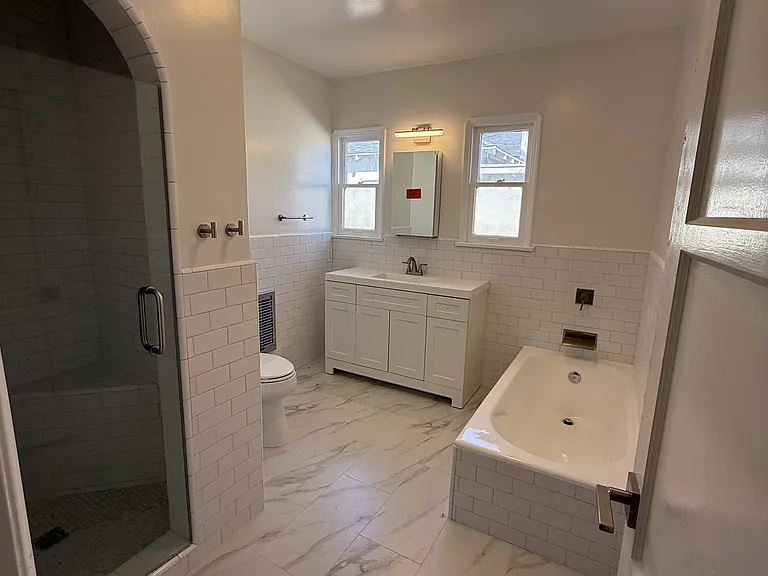 1844 S Wooster St — Photo 3