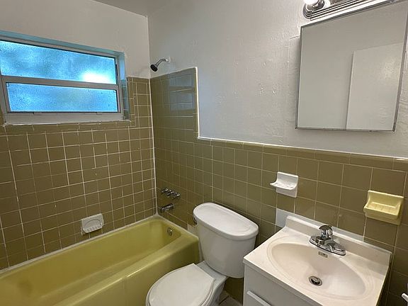 4th image of 140-240 NW 40th St #224