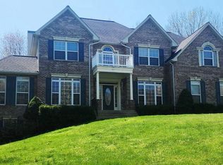90 Oxford Way, Huntingtown, MD 20639