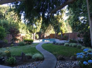 1912 Edgewood Dr, Palo Alto, CA 94303