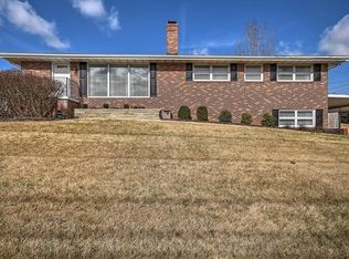 105 Carlton Rd, Bristol, TN 37620