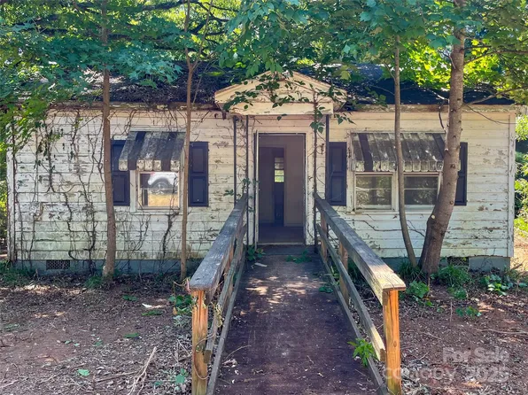 927 Steep Hill Rd, Belmont, NC 28012