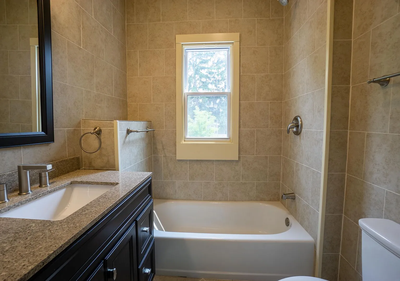 204 Harvard Place - Available 7/1/27 - This is in place for Application purposes - we will change... — Photo 4