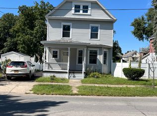 14 Elbert St, Schenectady, NY 12304