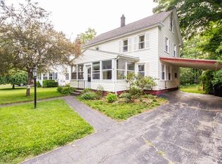 22 Elm St, Milford, MA 01568