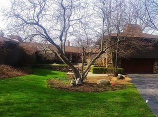 1001 Cherry Valley Rd, Bull Valley, IL 60050