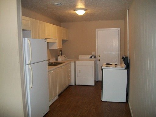 2nd image of 532 N Ross St