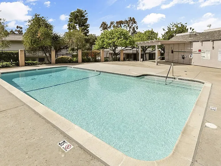 9643 Easter Way — Photo 11