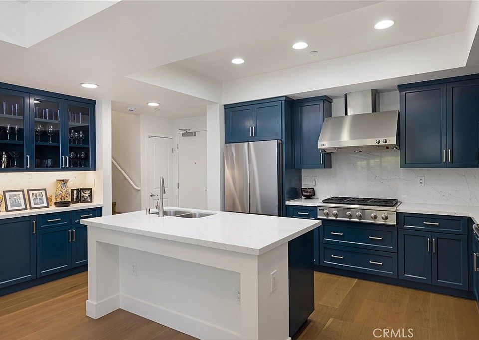 1st image of 150 The Promenade N Unit 202