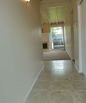 5th image of 629 Fourness Dr