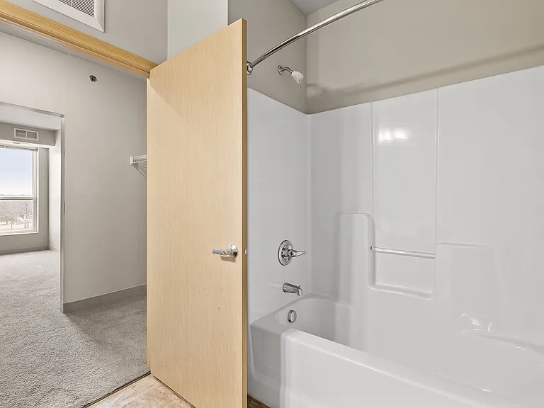 Brook Avenue Housing Cooperative — Photo 18