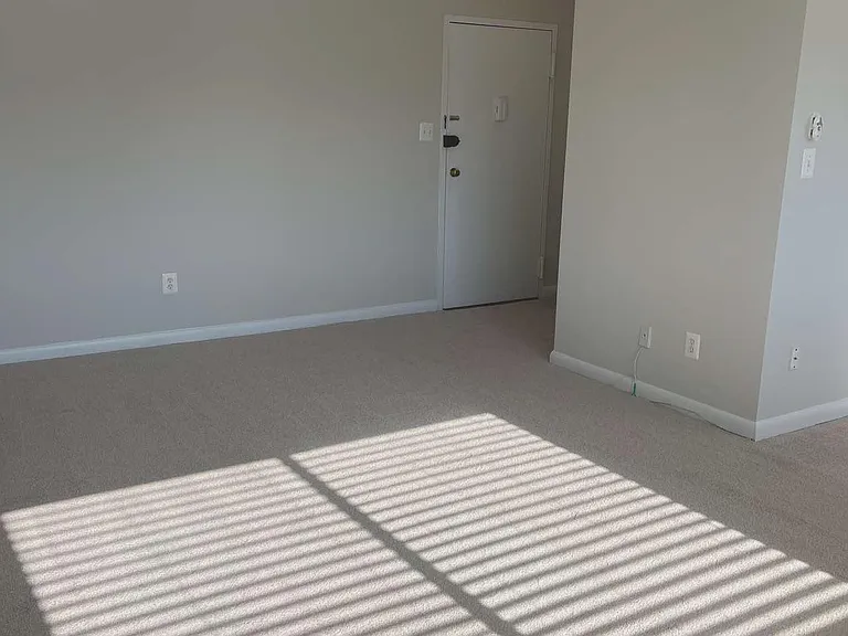3515 Washington Blvd N #501 — Photo 4