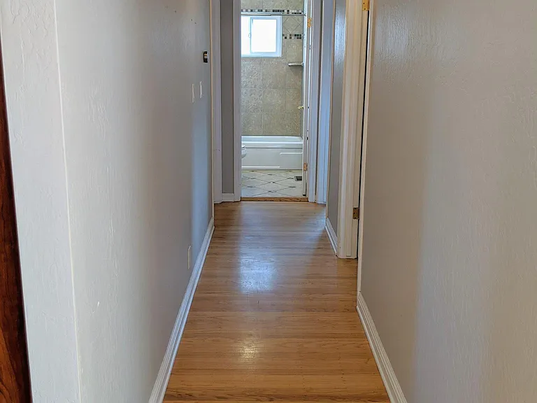 2418 Villanova Rd — Photo 10
