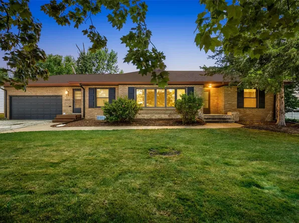 1244 29th St NE, Cedar Rapids, IA 52402