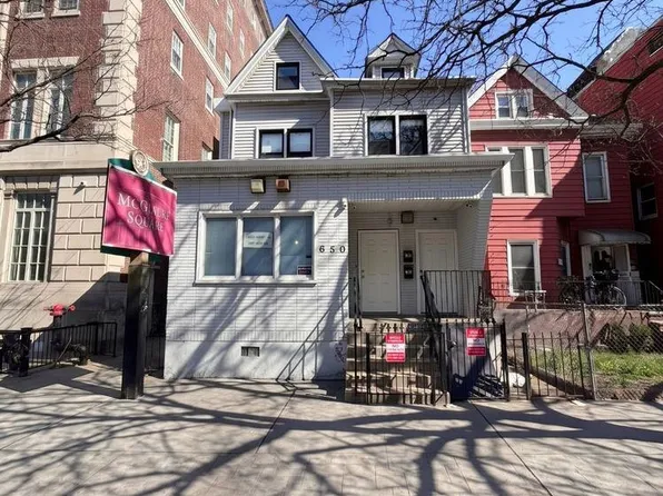 650 Bergen Avenue image 1 of 22