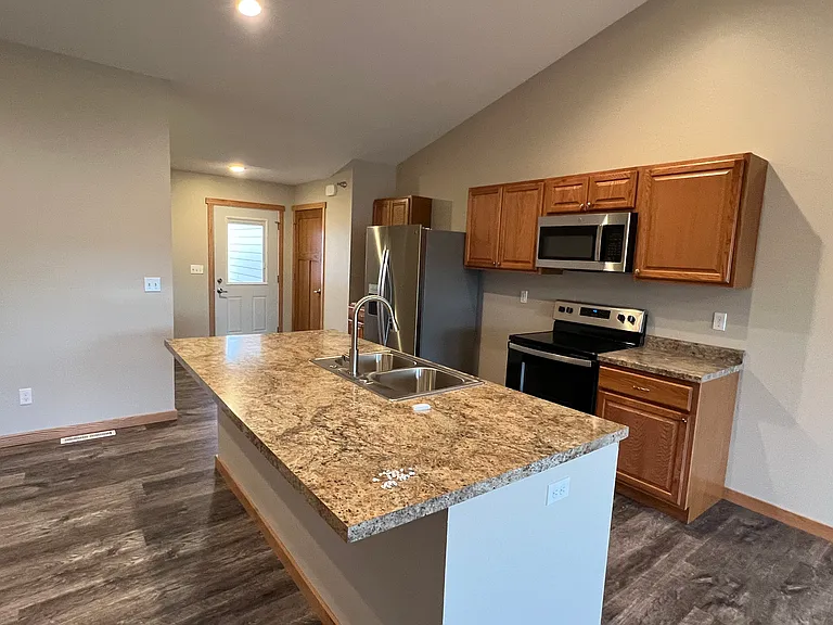943 Garland St E #47 — Photo 5