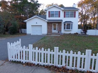 21 Mayfair Ct, Brick, NJ 08723