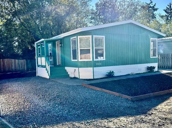 93630 Lost Ln, Coos Bay, OR 97420