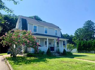 156 Read Ave, Coventry, RI 02816