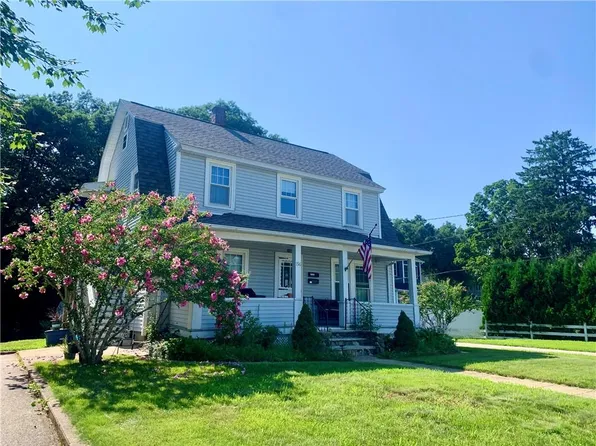 156 Read Ave, Coventry, RI 02816