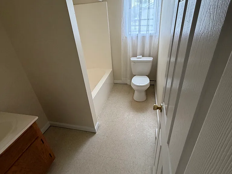 6 Grist Mill Dr #1 — Photo 8