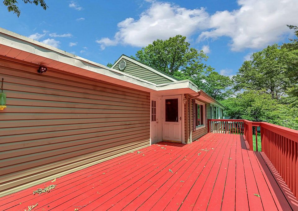 1st image of 36 Benton Rd