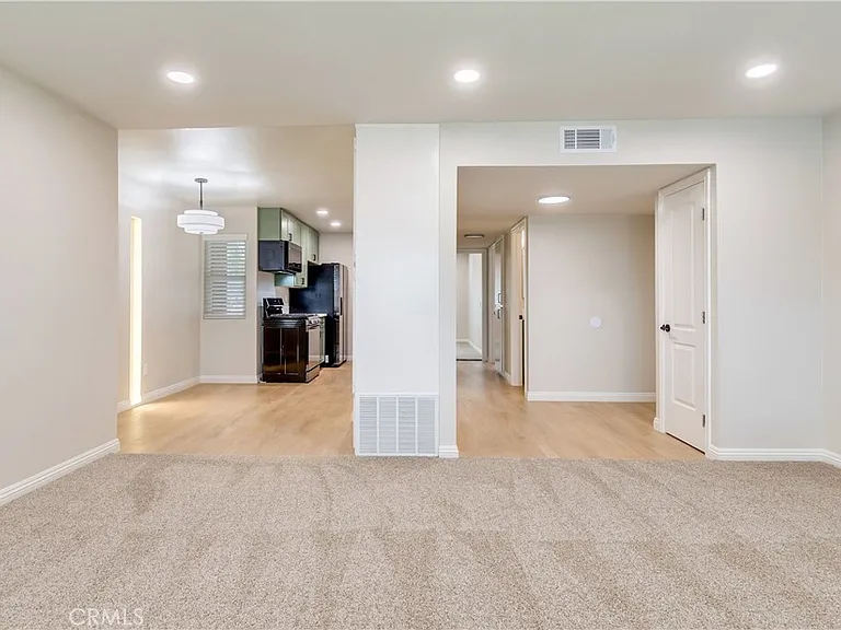 11119 Poplar St #D — Photo 10
