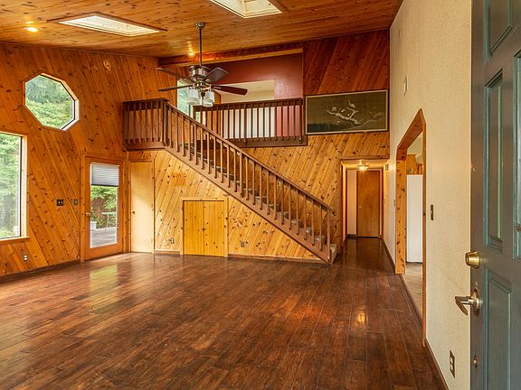 5th image of 4310 Walnut Dr