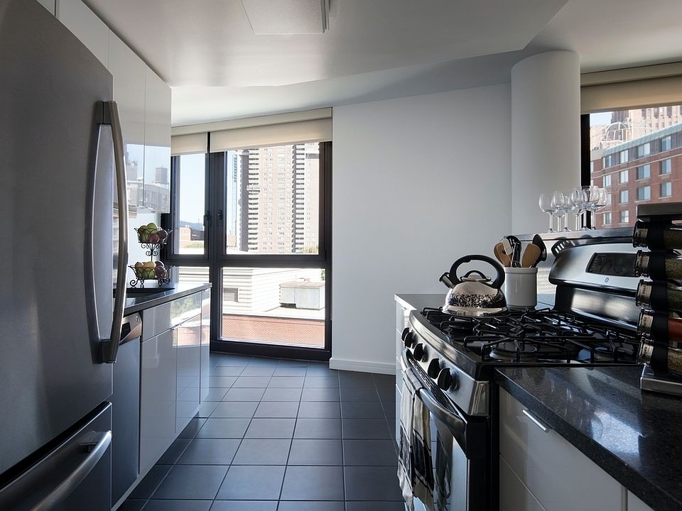 1st image of 89 Murray St APT 14K