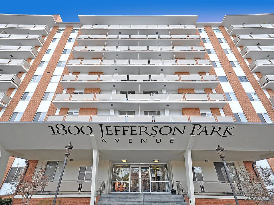 1800 Jefferson Park Ave #610