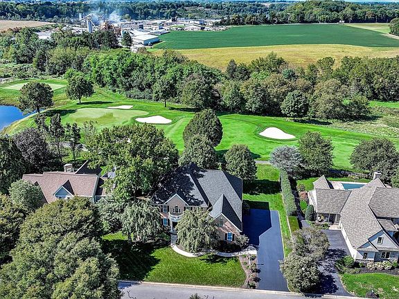 2nd image of 787 Bent Creek Dr