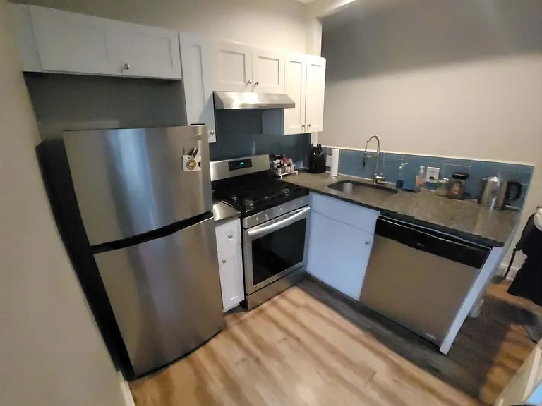 146 Bradley St #2 — Photo 12