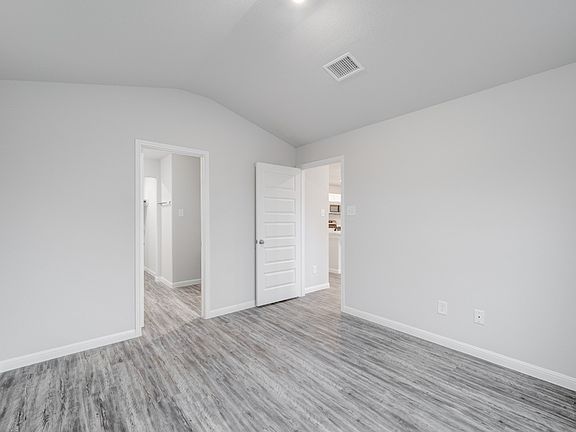 5th image of 120 Polasek Dr