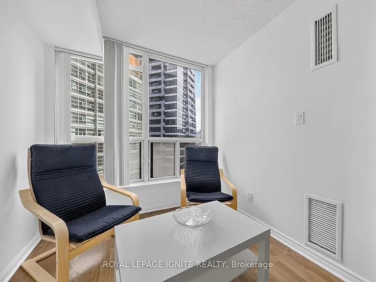 24 Wellesley St W #1206 — Photo 21