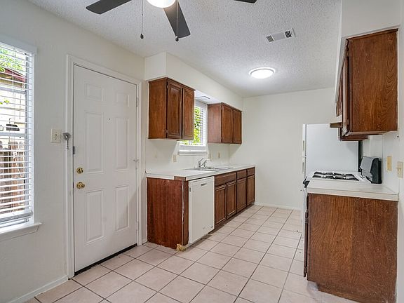 5th image of 10310 Little Pebble Dr