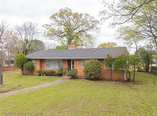 5801 Cliff Dr, Fort Smith, AR 72903