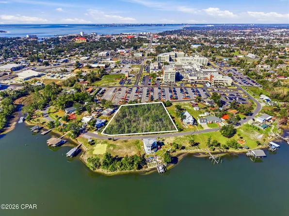 (undisclosed Address), Panama City, FL 32401