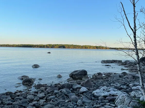 39968 S Roberts Point, Drummond Island, MI 49726
