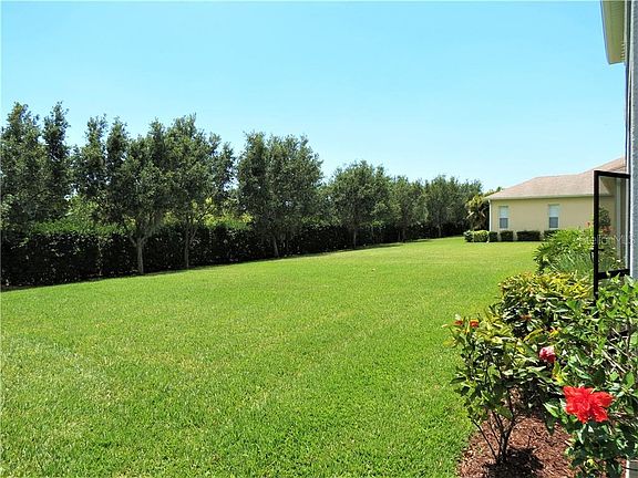 5th image of 4630 Woodbrook Dr