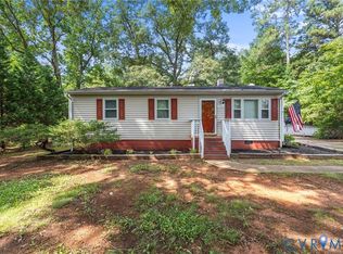 13107 Five Forks Rd, Amelia Court House, VA 23002