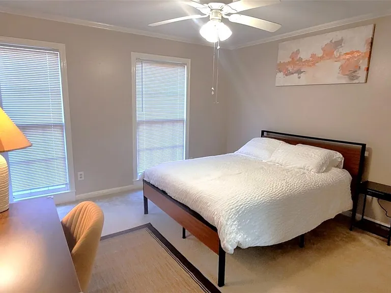 1115 Autrey St #5 — Photo 6