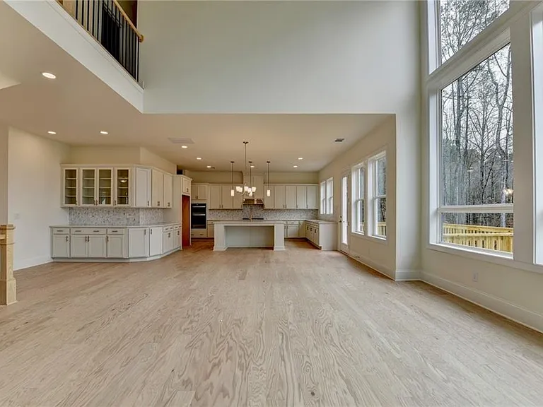2471 Stewart Rd — Photo 37