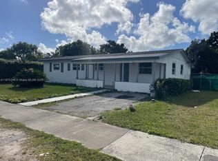 Camelot, Homestead, FL 33033