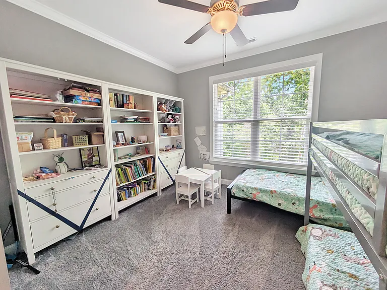 1612 Auburndale Ave — Photo 23