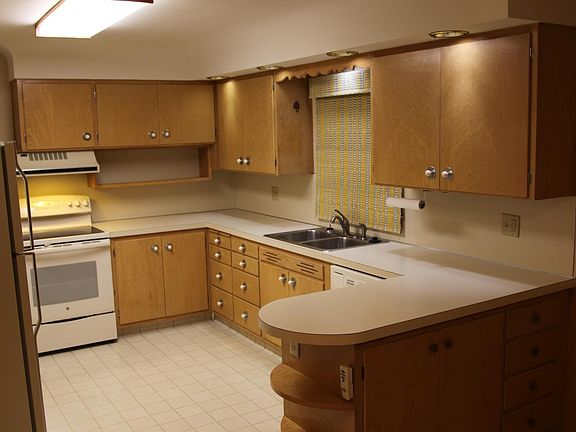 4th image of 1317 N 57th St