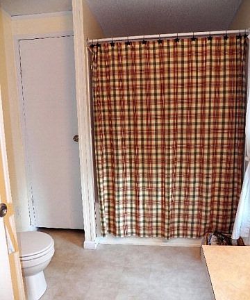 4th image of 106 Camp Ln