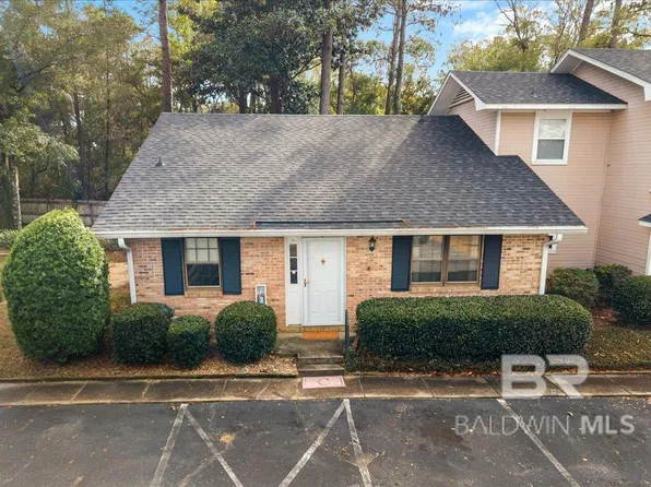 320 Volanta Ave APT C1, Fairhope, AL 36532