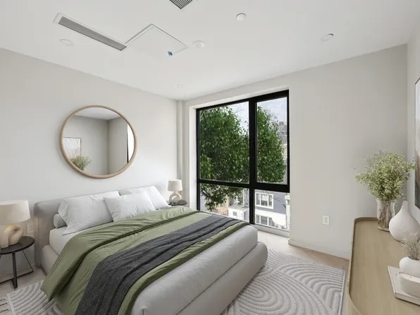 390 Manhattan Avenue image 8 of 10