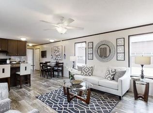 330 Hidden Pine Rd #330, Flint, MI 48506